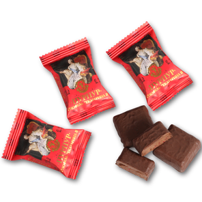 Екатерина II - Молочный трюфель с малиной в темном шоколаде